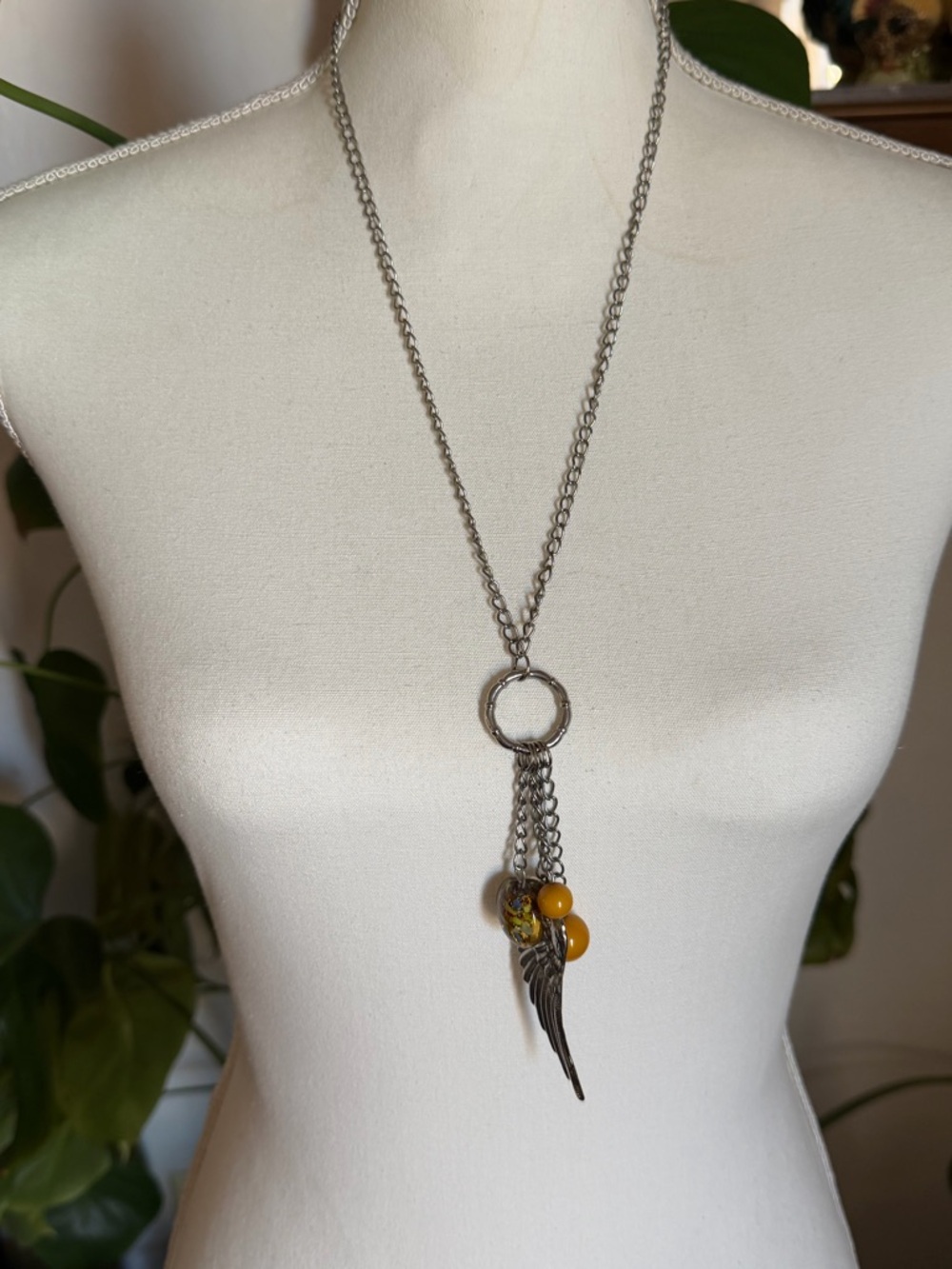 Vintage Silver-Tone Wing Glass Beads Pendant Charm Necklace